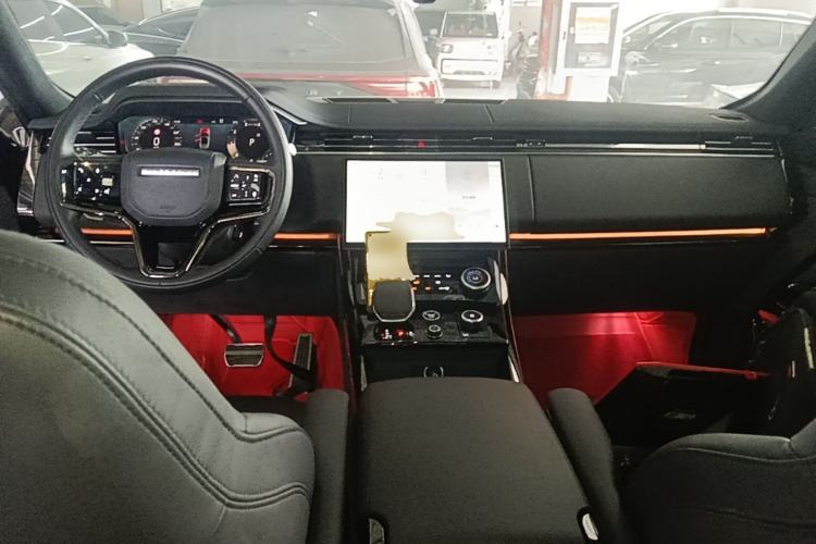 Used Land Rover Range Sport 2023 400PS Dynamic SE Center Console