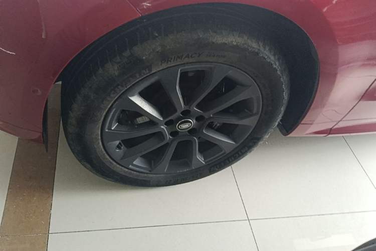 Used Land Rover Range Sport 2023 400PS Dynamic SE Left Front Wheel Hub