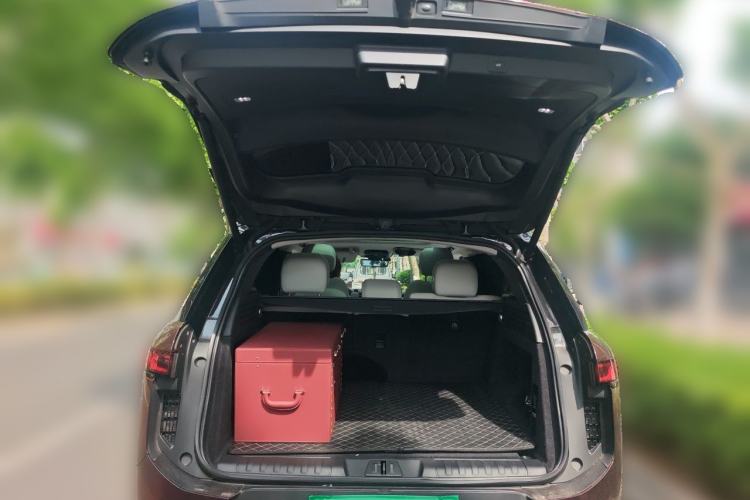 Used Land Rover Range Sport 2023 360 PS S Trunk