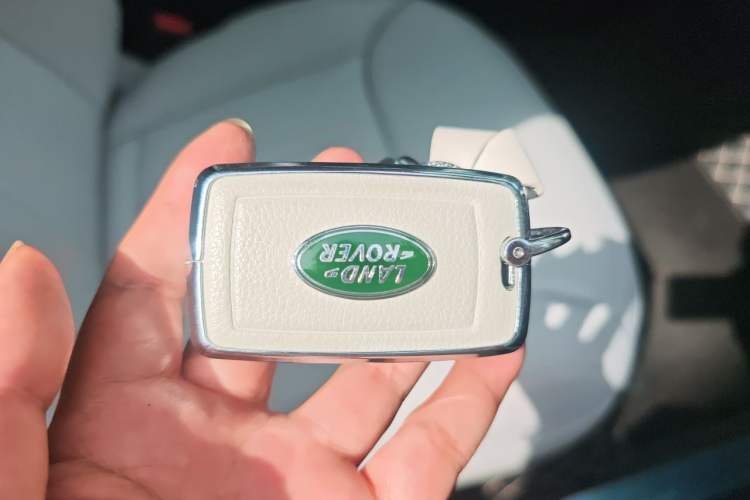 Used Land Rover Range Sport 2023 360 PS S Vehicle Key