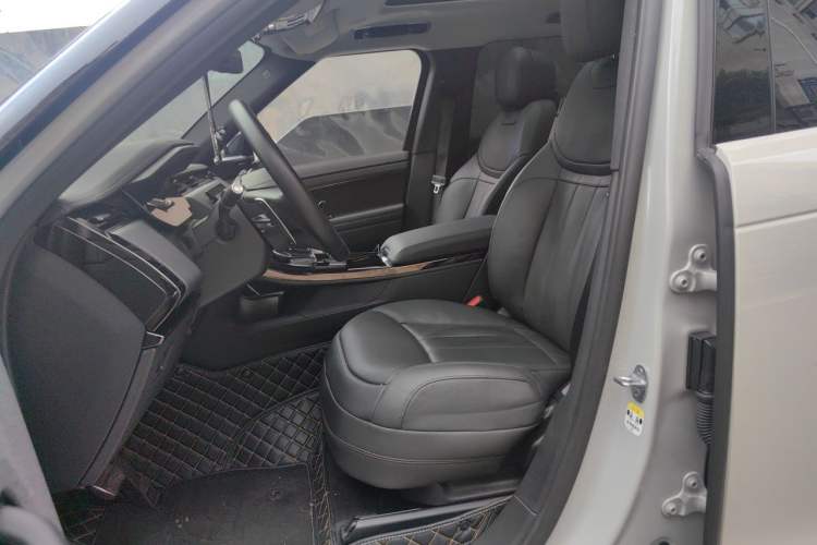 Used Land Rover Range Sport 2023 400PS Dynamic SE Left Front Seat