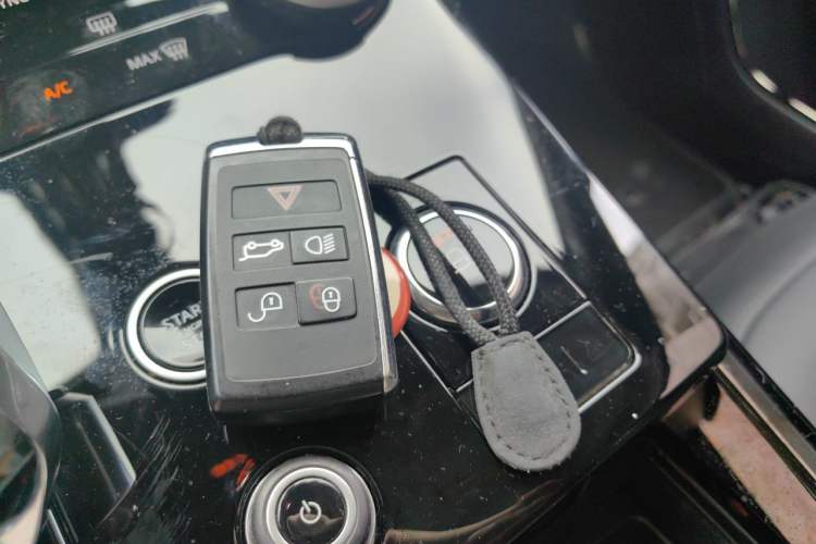Used Land Rover Range Sport 2023 400PS Dynamic SE Vehicle Key