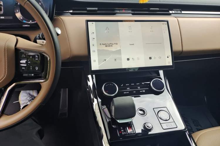 Used Land Rover Range Sport 2023 400PS Dynamic SE Audio And AC Panel