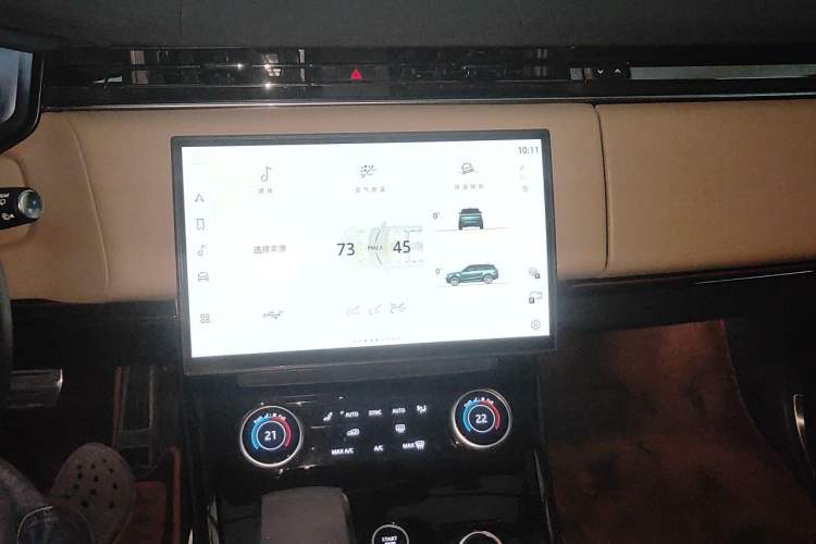 Used Land Rover Range Sport 2023 400PS Dynamic HSE Audio And AC Panel
