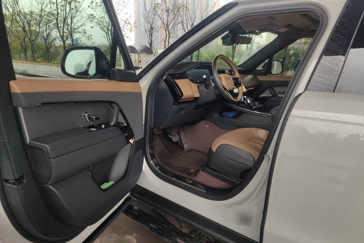Used Land Rover Range Sport 2023 400PS Dynamic SE Driver Seat