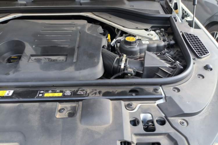 Used Land Rover Range Sport 2023 400PS Dynamic SE Engine Bay Left