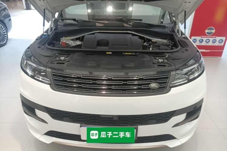 Used Land Rover Range Sport 2023 400PS Dynamic SE Engine Bay