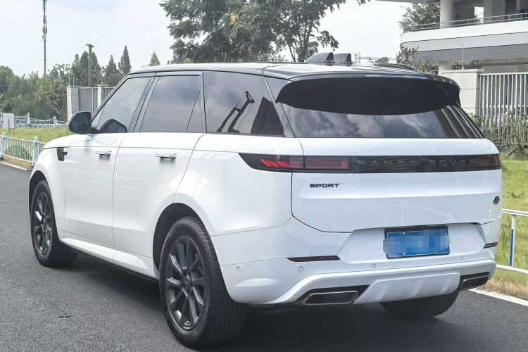 Used Land Rover Range Sport 2023 400PS Dynamic SE Exterior 2