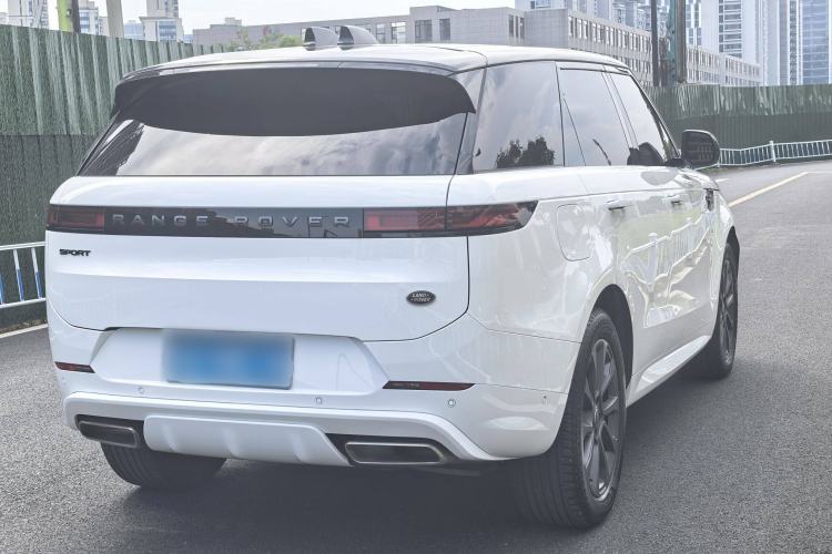Used Land Rover Range Sport 2023 400PS Dynamic SE Exterior 4