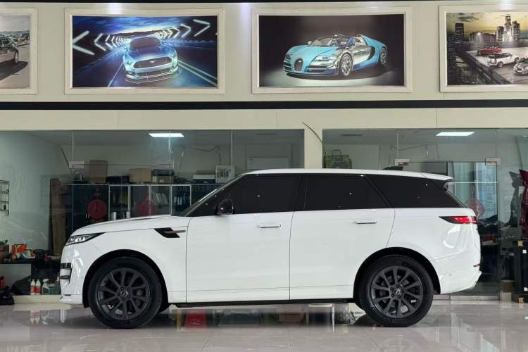 Used Land Rover Range Sport 2023 400PS Dynamic SE Exterior 5