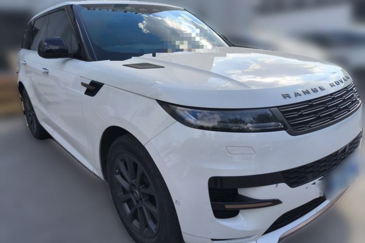 Used Land Rover Range Sport 2023 400PS Dynamic SE Front Right 45 Deg