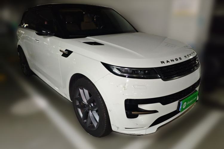 Used Land Rover Range Sport 2023 400PS Dynamic HSE Front Right 45 Deg