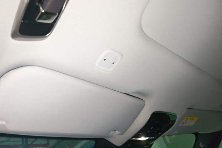 Used Land Rover Range Sport 2023 400PS Dynamic SE Headliner