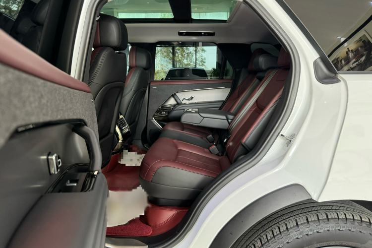 Used Land Rover Range Sport 2023 400PS Dynamic SE Interior 1