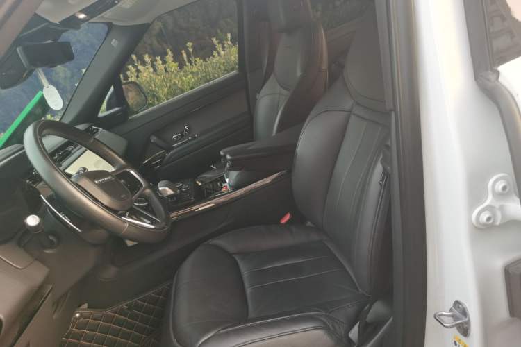 Used Land Rover Range Sport 2023 360 PS S Left Front Seat