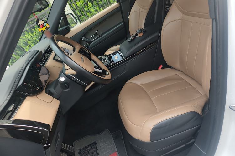 Used Land Rover Range Sport 2023 400PS Dynamic SE Left Front Seat
