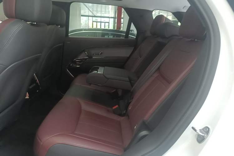 Used Land Rover Range Sport 2023 400PS Dynamic SE Left Rear Seat