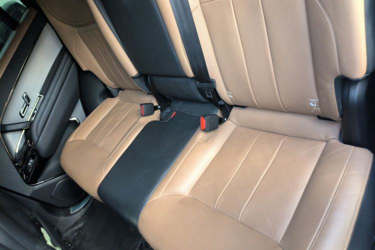 Used Land Rover Range Sport 2023 400PS Dynamic SE Left Rear Seat