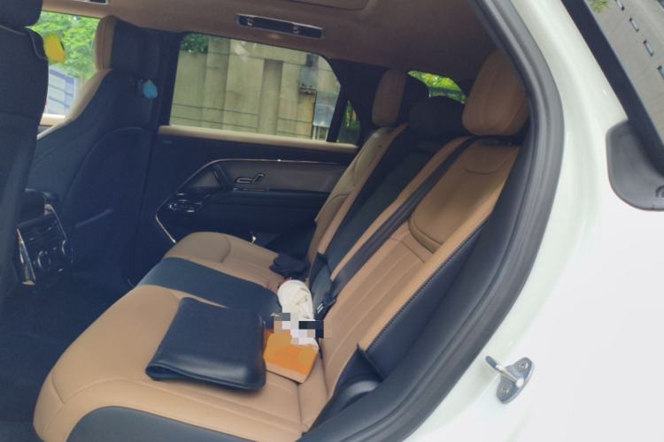 Used Land Rover Range Sport 2023 400PS Dynamic HSE Left Rear Seat