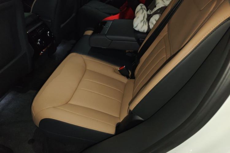 Used Land Rover Range Sport 2023 400PS Dynamic HSE Left Rear Seat