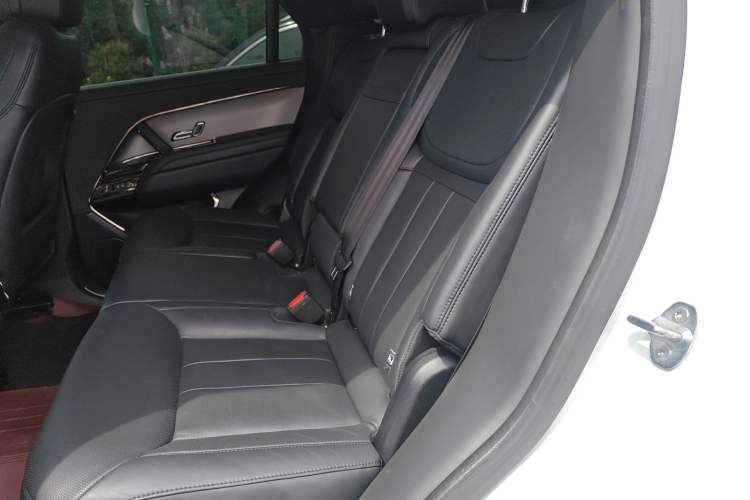 Used Land Rover Range Sport 2023 400PS Dynamic HSE Left Rear Seat