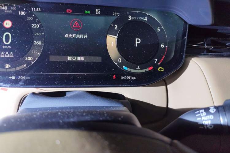 Used Land Rover Range Sport 2023 400PS Dynamic SE Odometer Close Up