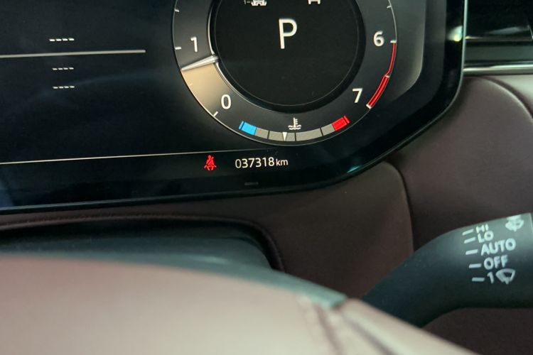 Used Land Rover Range Sport 2023 400PS Dynamic SE Odometer Close Up