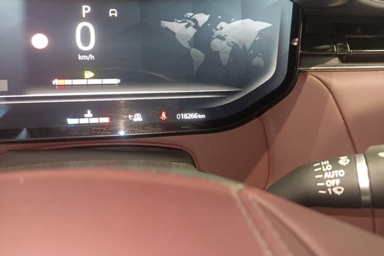 Used Land Rover Range Sport 2023 400PS Dynamic SE Odometer Close Up