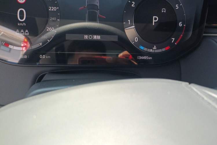 Used Land Rover Range Sport 2023 360 PS S Odometer Close Up