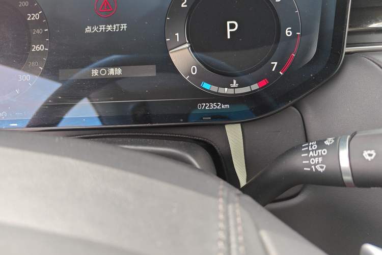 Used Land Rover Range Sport 2023 400PS Dynamic HSE Odometer Close Up
