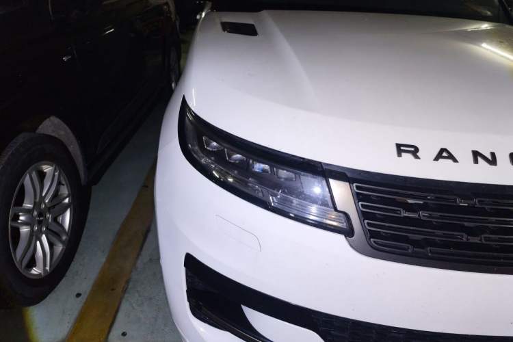 Used Land Rover Range Sport 2023 400PS Dynamic SE Right Front Headlight