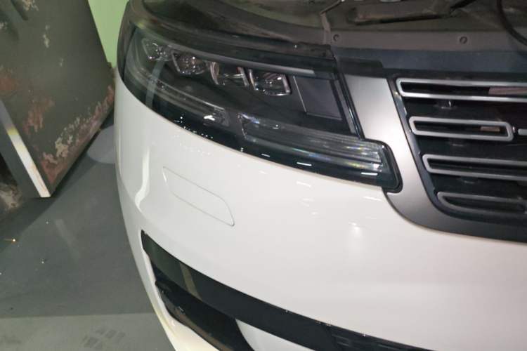 Used Land Rover Range Sport 2023 400PS Dynamic SE Right Front Headlight