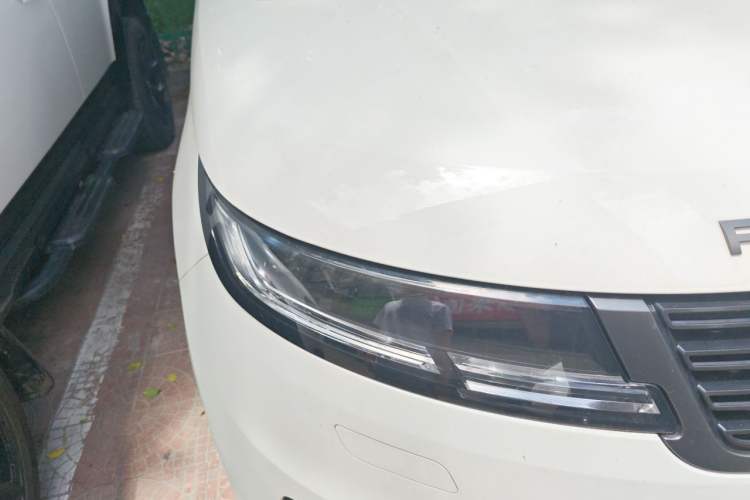 Used Land Rover Range Sport 2023 400PS Dynamic SE Right Front Headlight