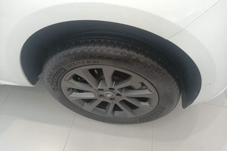 Used Land Rover Range Sport 2023 400PS Dynamic SE Right Front Wheel Hub