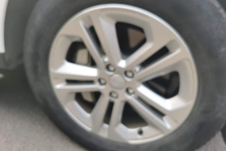 Used Land Rover Range Sport 2023 360 PS S Right Front Wheel Hub