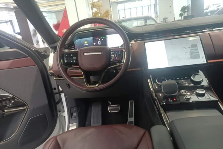 Used Land Rover Range Sport 2023 400PS Dynamic SE Steering Wheel