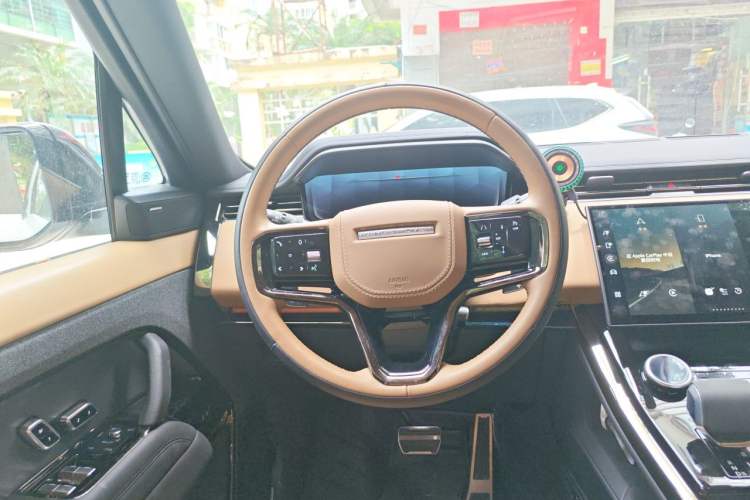 Used Land Rover Range Sport 2023 400PS Dynamic SE Steering Wheel