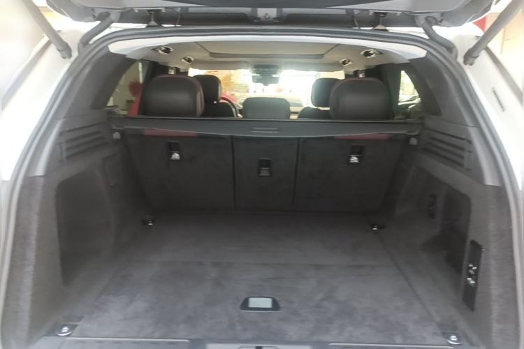 Used Land Rover Range Sport 2023 400PS Dynamic SE Trunk