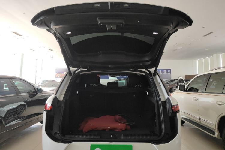 Used Land Rover Range Sport 2023 400PS Dynamic SE Trunk