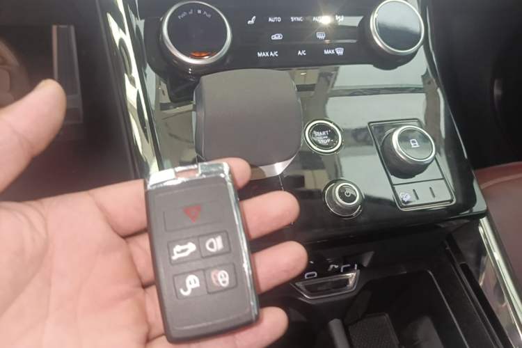 Used Land Rover Range Sport 2023 400PS Dynamic SE Vehicle Key
