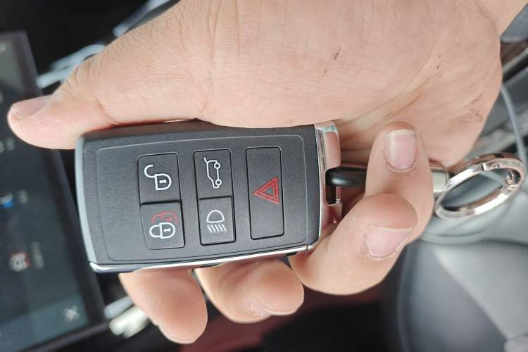 Used Land Rover Range Sport 2023 400PS Dynamic HSE Vehicle Key