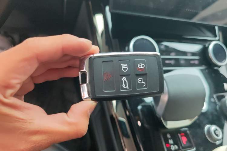 Used Land Rover Range Sport 2023 360 PS S Vehicle Key