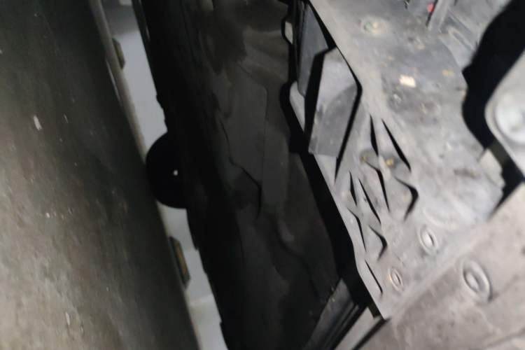 Used Land Rover Range Sport 2024 400PS Dynamic SE Chassis Front Left