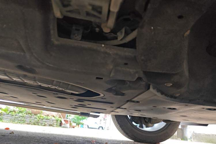 Used Land Rover Range Sport 2024 400PS Dynamic SE Chassis Front Right