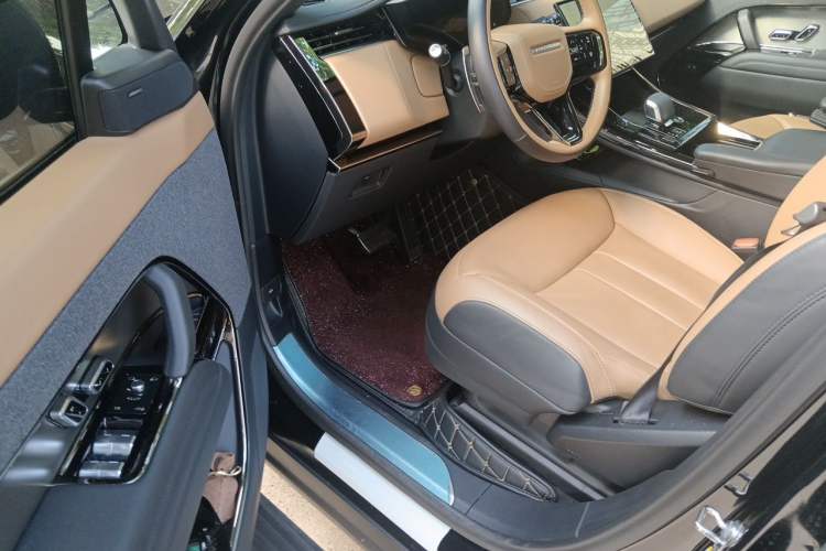 Used Land Rover Range Sport 2024 400PS Dynamic SE Driver Seat