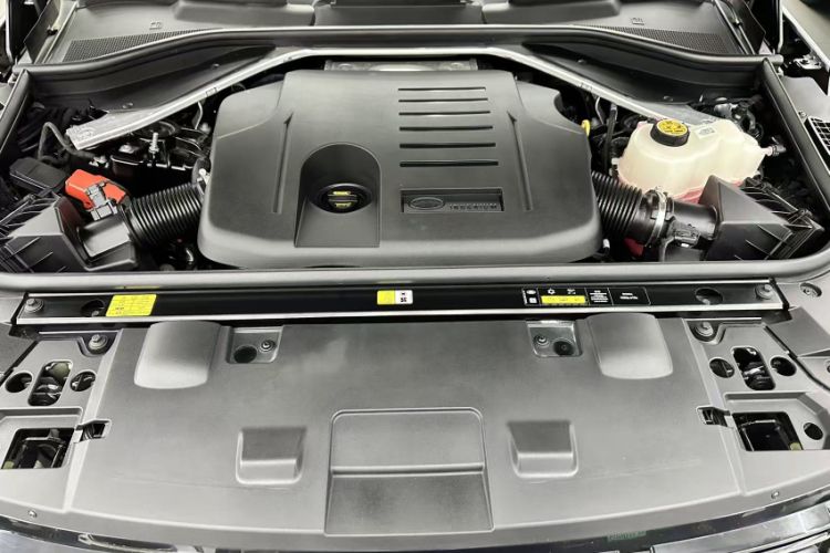 Used Land Rover Range Sport 2024 400PS Flagship Edition Engine Bay
