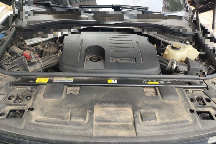 Used Land Rover Range Sport 2024 400PS Dynamic SE Engine Bay