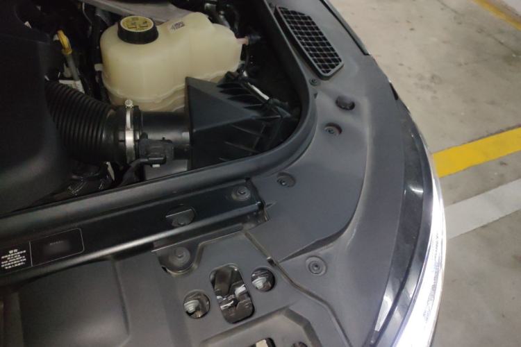 Used Land Rover Range Sport 2024 400PS Dynamic SE Engine Bay Left