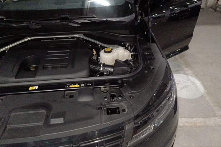 Used Land Rover Range Sport 2024 400PS Flagship Edition Engine Bay Left