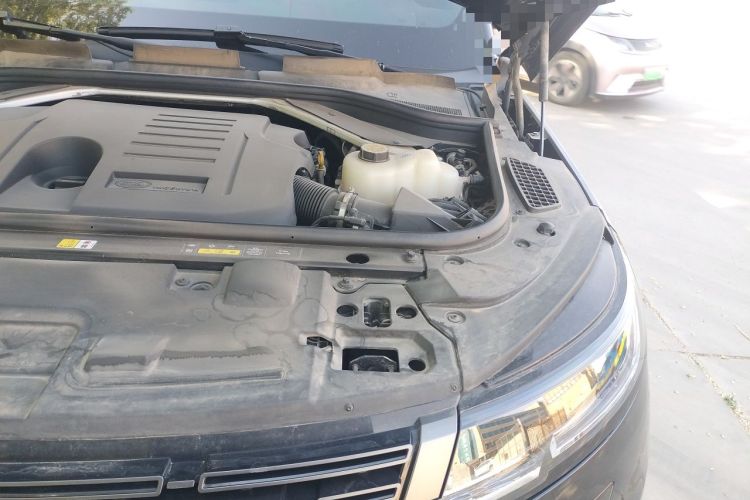 Used Land Rover Range Sport 2024 360 PS S Engine Bay Left